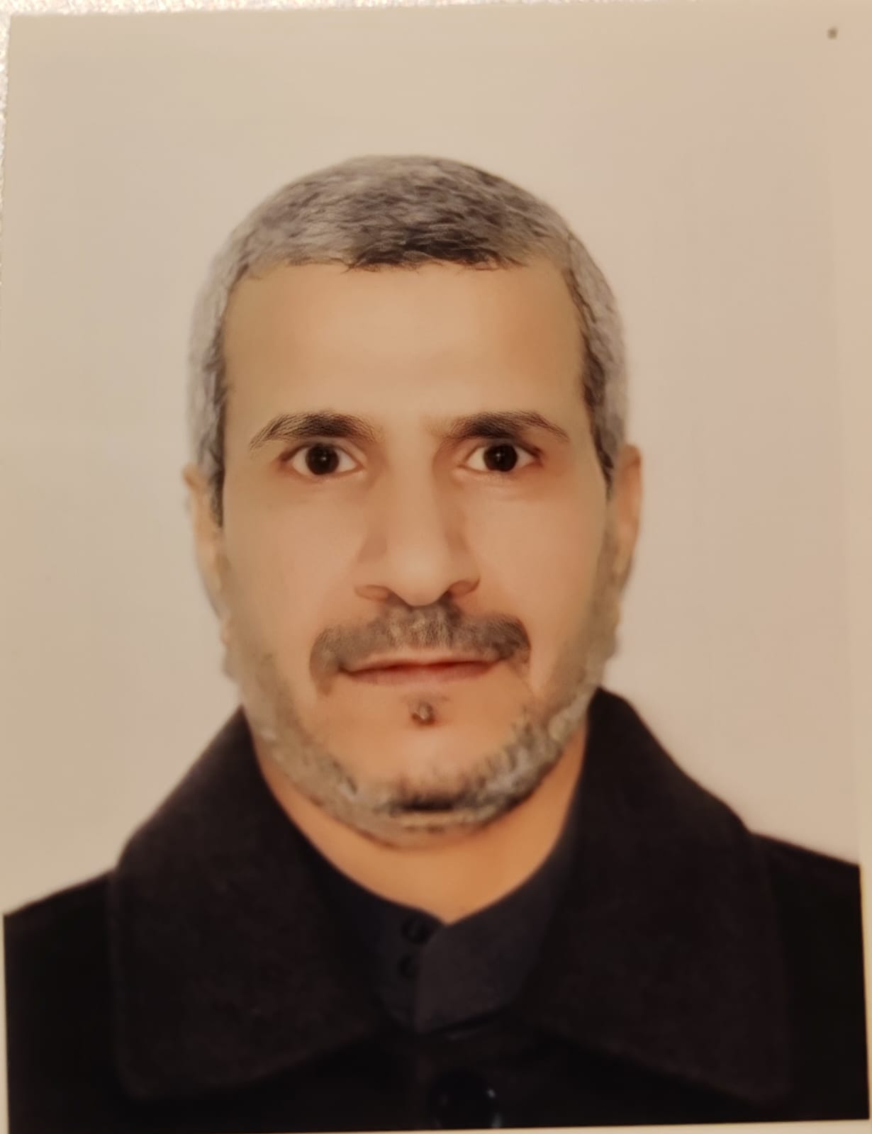الأستاذ الدكتور جمال محمد علي خالد يمني الجنسية