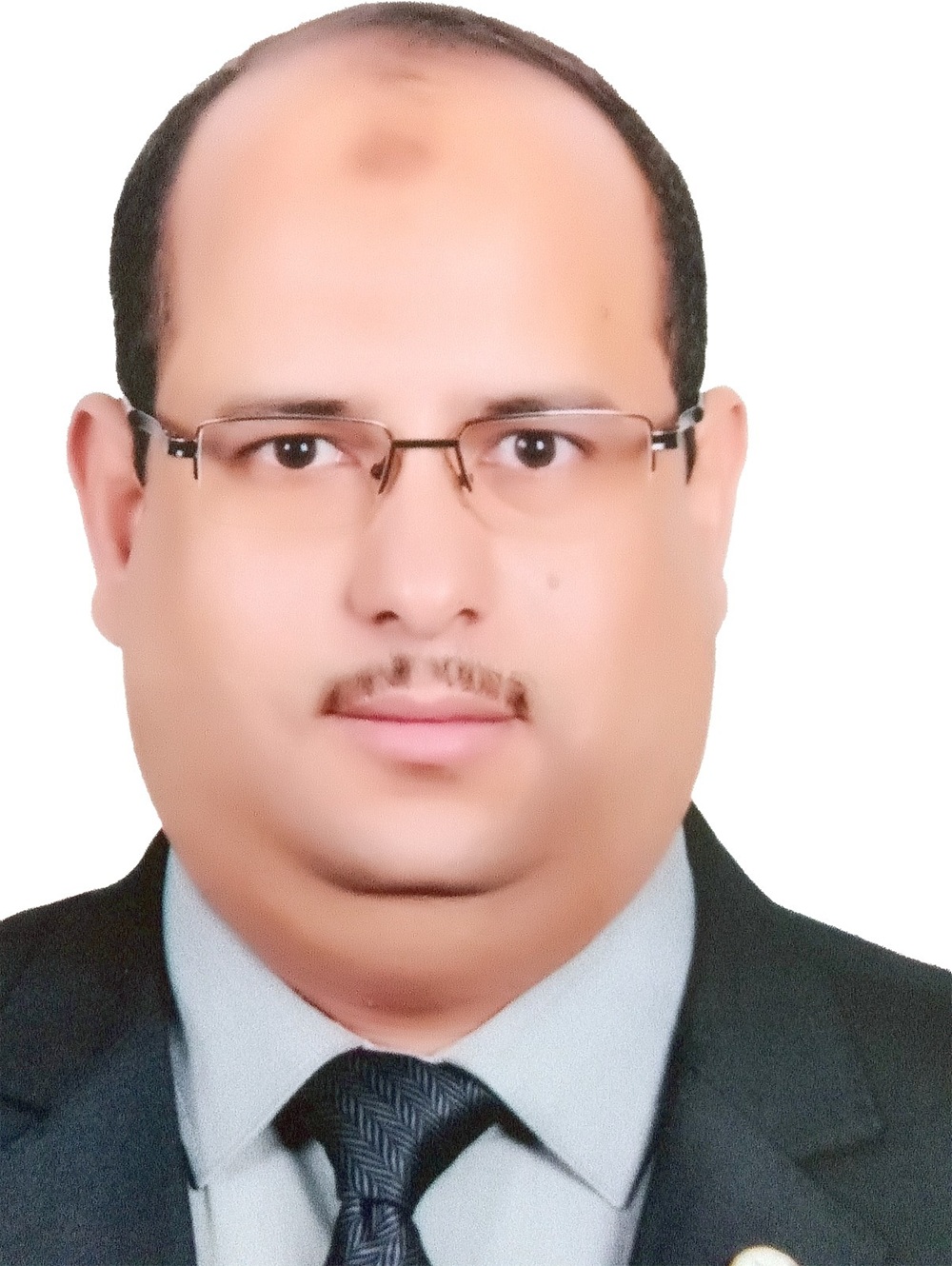 الدكتور/ مصطفى عبد المحسن الحديبي - مصري الجنسية
